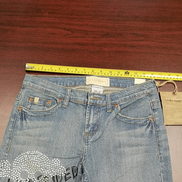 Jean - Picture 4 of 7